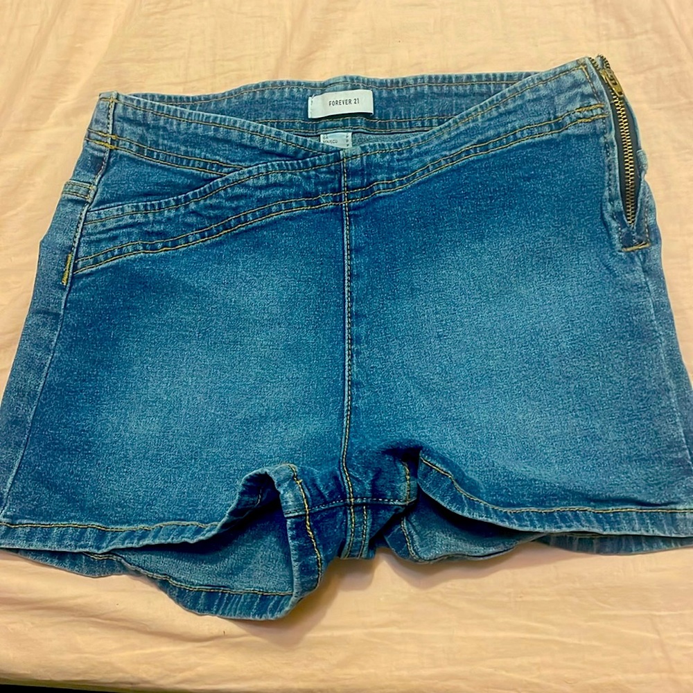 Forever 21 shorts